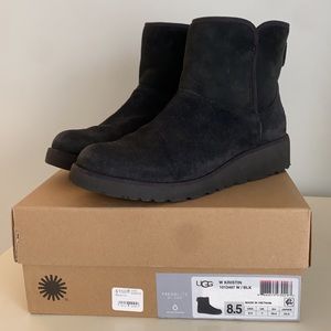 UGG W KRISTIN BLACK BOOTIE